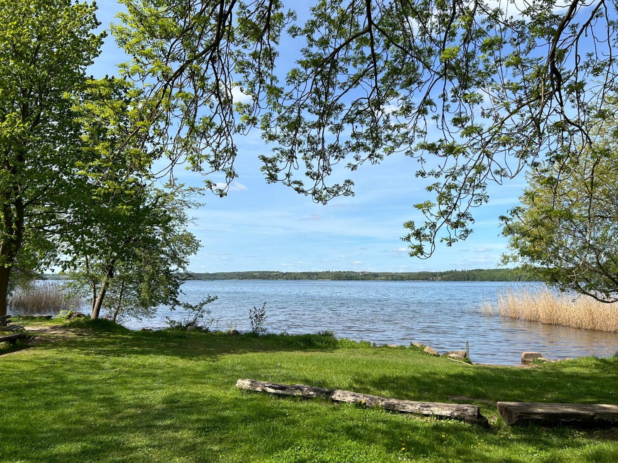 Seehotel Heidehof Klein Nemerow Exteriör bild